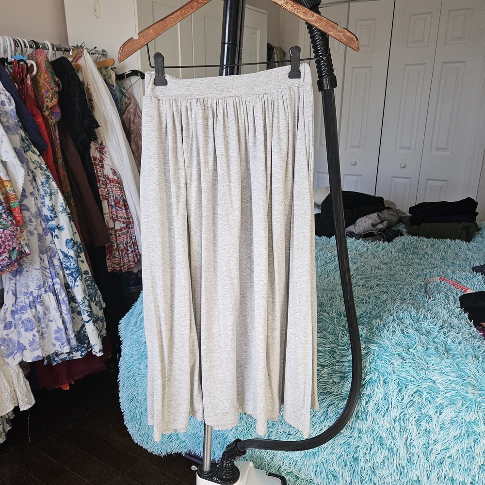 Elegant Gray Women's Skirt